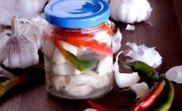 Fermented Spicy Garlic