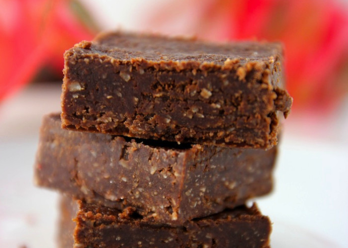 Almond and Coconut Butter Fudge