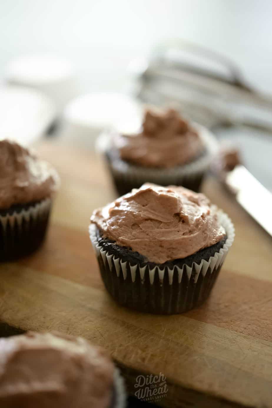Flourless Chocolate Cupcakes 