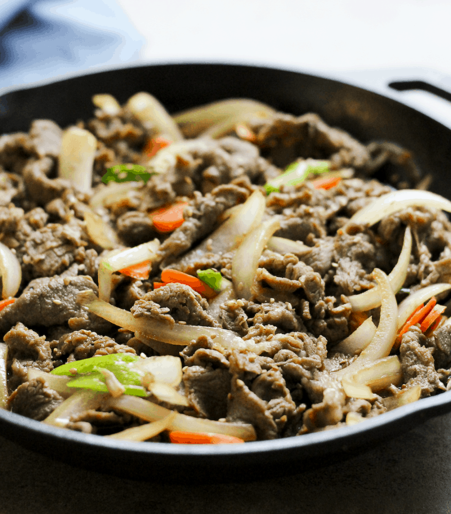 EASY Beef Bulgogi - takeout dinner recipes, gluten free takeout dinner recipes, gluten free korean, paleo korean, beef korean recipes, dinner korean recipes, one dish dinners