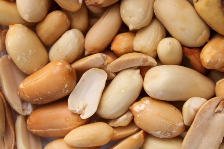 Are peanuts gluten free? A closeup of peanuts.