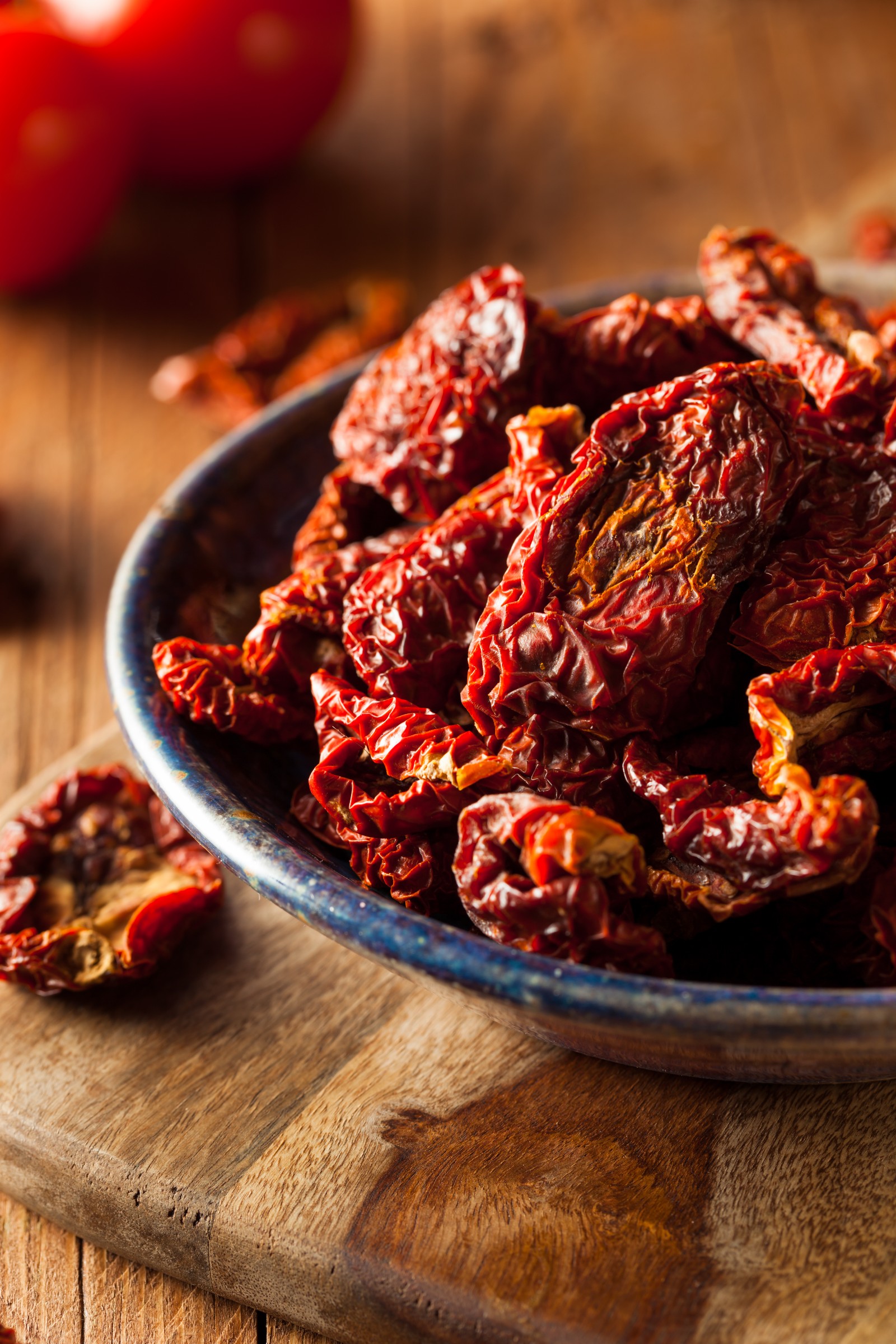 Substitute for Sun-Dried Tomatoes (16 Easy Savory Options)